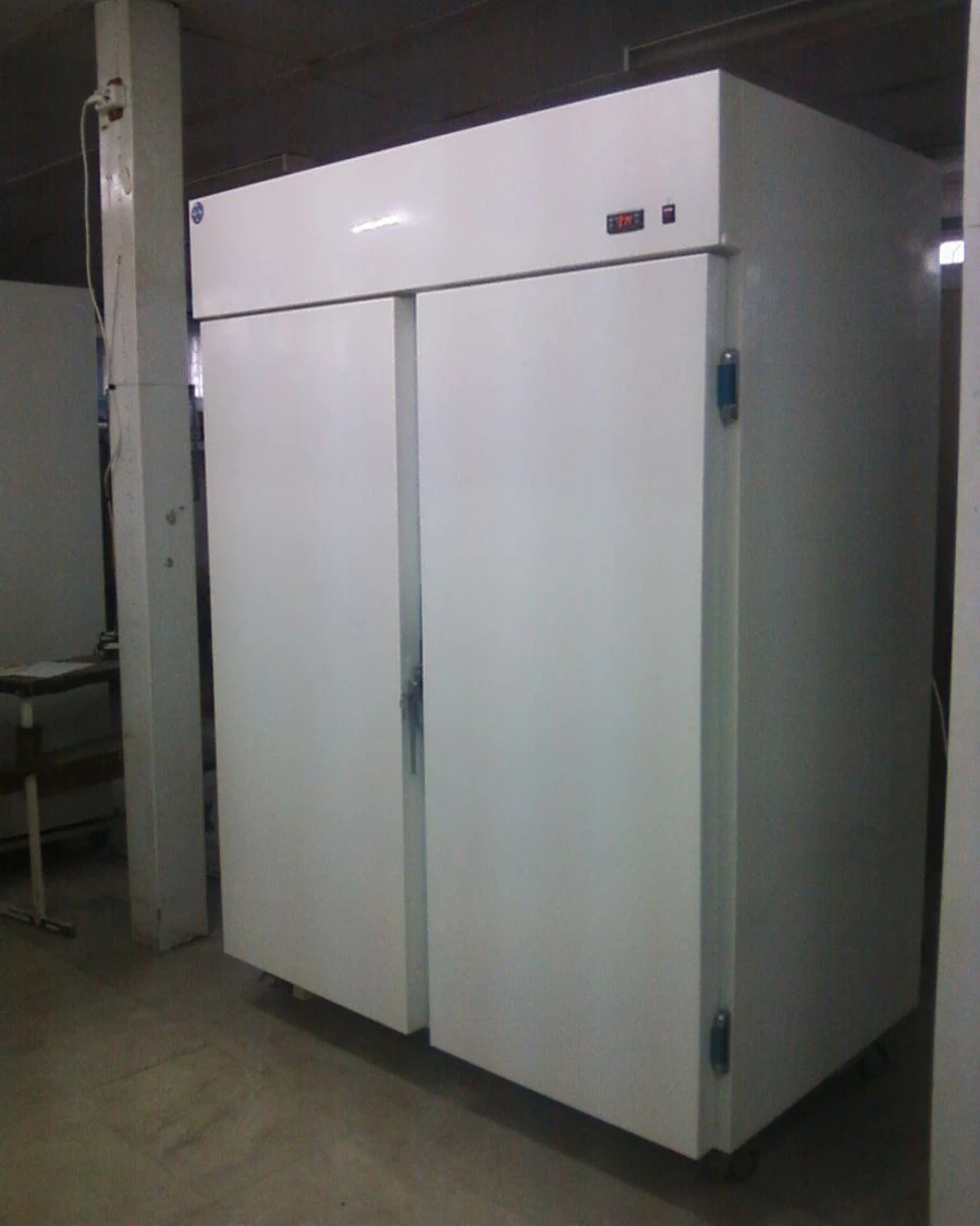 Refrigerated cabinets of SHK-0,6 models