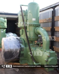 Piston gas compressor 4S2GP-10/8M