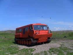 Tracked snowmobiler TTM-3904PS