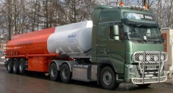 Semi-trailer-tanker for light oil products BCM-176 (volume 40 m3)