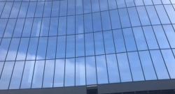 Glass with multifunctional soft coating recommended for tempering - MultiComfort? blue 40/38 SRT