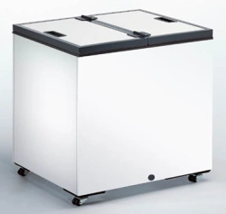 Freezer chest, make "CARAVELL", model 33595