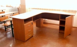 Staff desk/RP-12