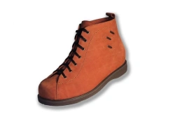 Complex orthopaedic footwear, adult, female, with insulated lining