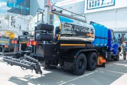 Combined autogoudronator ASK-73945 (type R45U73945 mod.503699 on the basis of URAL 73945 chassis)