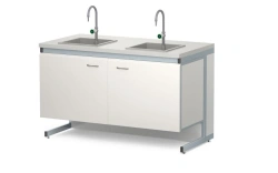 Laboratory furniture: Washing table