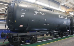 Tank wagons for oil products, model 15-9993