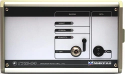Frequency synthesiser G7M-04/4