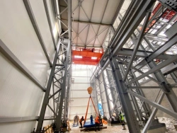 Double girder electric overhead travelling overhead travelling bridge crane in version, model X-A-Q-L-H-E.