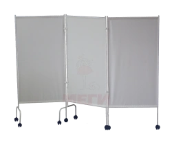 SHM-"MSC"(MSC-3302) Medical screen on wheels, three-sectional