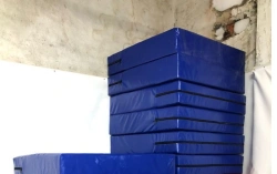 Gymnastic mat 100x100x10 cm