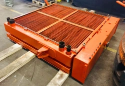 Hitachi EH 1700 radiator analogue, water