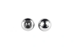 Metal femoral head endoprosthesis