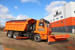 Combined road sweeping machine MKDU-1 vehicle KAMAZ 65115-50
