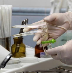 Vaginal mirrors polymer disposable sterile vaginal mirrors according to Cusco "Golden".