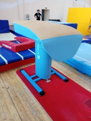 Jumping table
