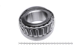 Tapered roller bearing 6-7815A.