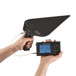 Measuring Antenna KM6-600/6000
