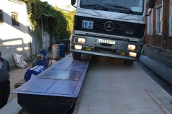 BORA side single track vehicle unloader