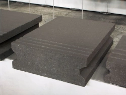 Side blocks for aluminium electrolysers of BB-0.8 grade