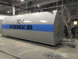 Container type fuelling station