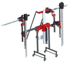 Machine for pruning, shaping and chasing vine bushes, model PV1710-M-1