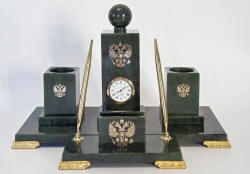 Large writing instrument (jade)