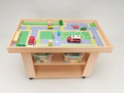 Play landscape table
