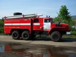 43442S fire tanker AC 4,0...9,0-40,-40/4,-50,-50/4,-60,-70 (55571), type 4344-05, modifications 4344V3 on Ural 5557 chassis.