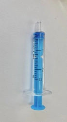 Single-use 3-piece sterile injection syringes in version 2A "Luer" without needle