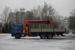 Special purpose vehicle with MKMA type hydraulic loading crane on the basis of KAMAZ 65117 and its modifications 64K07N-UE