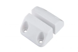 Magnetic contact point detector IO 102-20 B2P V (white).