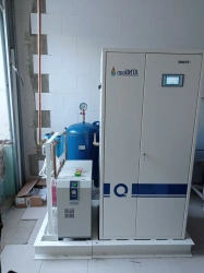 Medical adsorption oxygen concentrator "Provita 70"