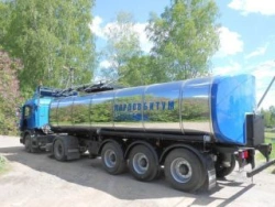 Tank semi-trailer for transport of oil products model 963922 on BPW axle units