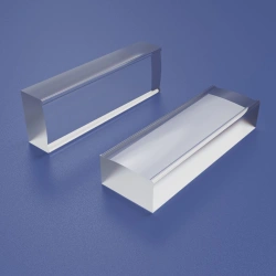 Cylindrical lens