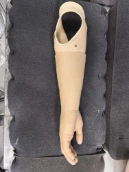 Cosmetic forearm prosthesis
