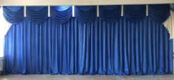 Antenna-sliding curtain
