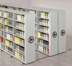 Metal shelving units of series MLA