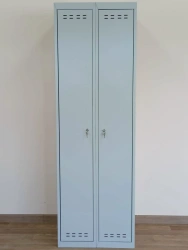Metal changing cabinet ??