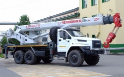 Truck crane ??-55732 modification 6929H0, 6929H0-1 (with the use of the cabin ??-55732?1.92.00.000 or ??-65717?5.92.00.000)