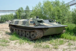 Snowmobiler model TG-126-02