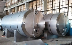 Vertical tank type VEE 8,2-1800-6,3-2-UHL