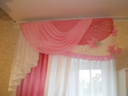 Lambrequin with swags (decorative transverse strip, for decoration of window and door apertures and arches)