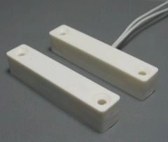 Magnetic contact point intrusion detector IO 102-2