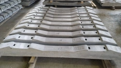 Reinforced concrete sleepers type I for separate rail fastening with threaded attachment of rail and lining to sleeper subtype S