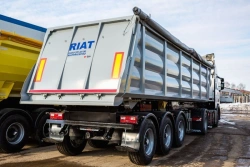 Semitrailer - tipper, modification 924900, configuration 924900-33B, with "BPV-Ost" axles: HSFALM 9010-15 V36 ECO-PLUS 3 61.68.3