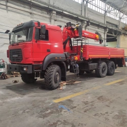 Crane-manipulator truck KMA-T15U