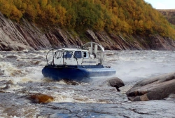 Travelling amphibious hovercraft of project A5
