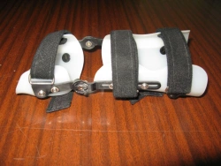 Wrist and wrist joint apparatus