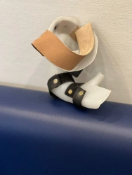 Shoulder brace